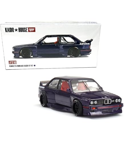 MINI GT 1/64 BMW M3 Competition Touring Isle of Man Green Metallic